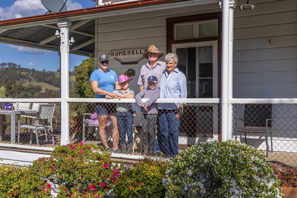 Eight generations of Ottons from Bega