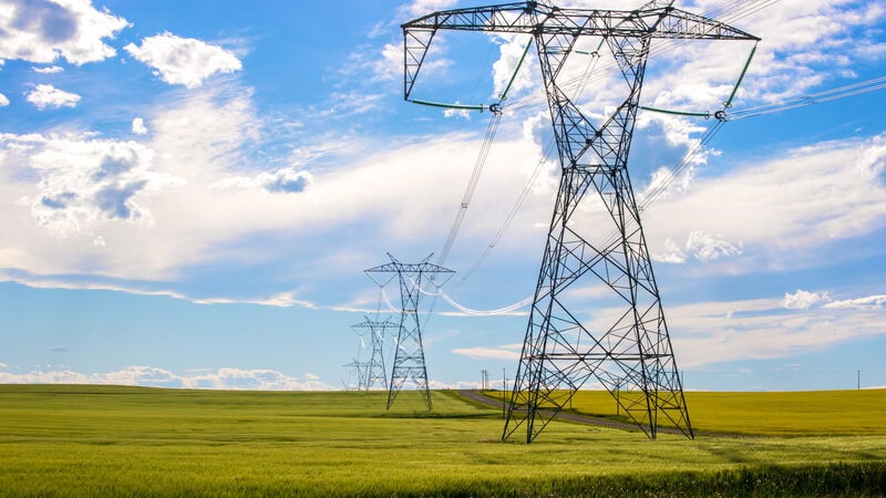 Should transmission lines be buried?